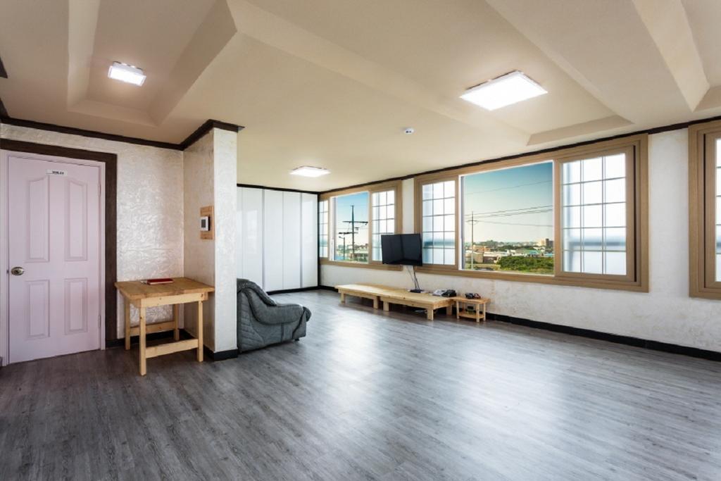 Jeju Wayo Pension Екстер'єр фото