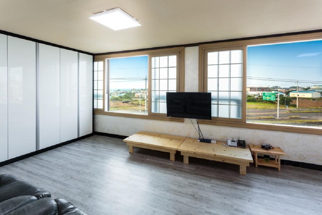 Jeju Wayo Pension Екстер'єр фото