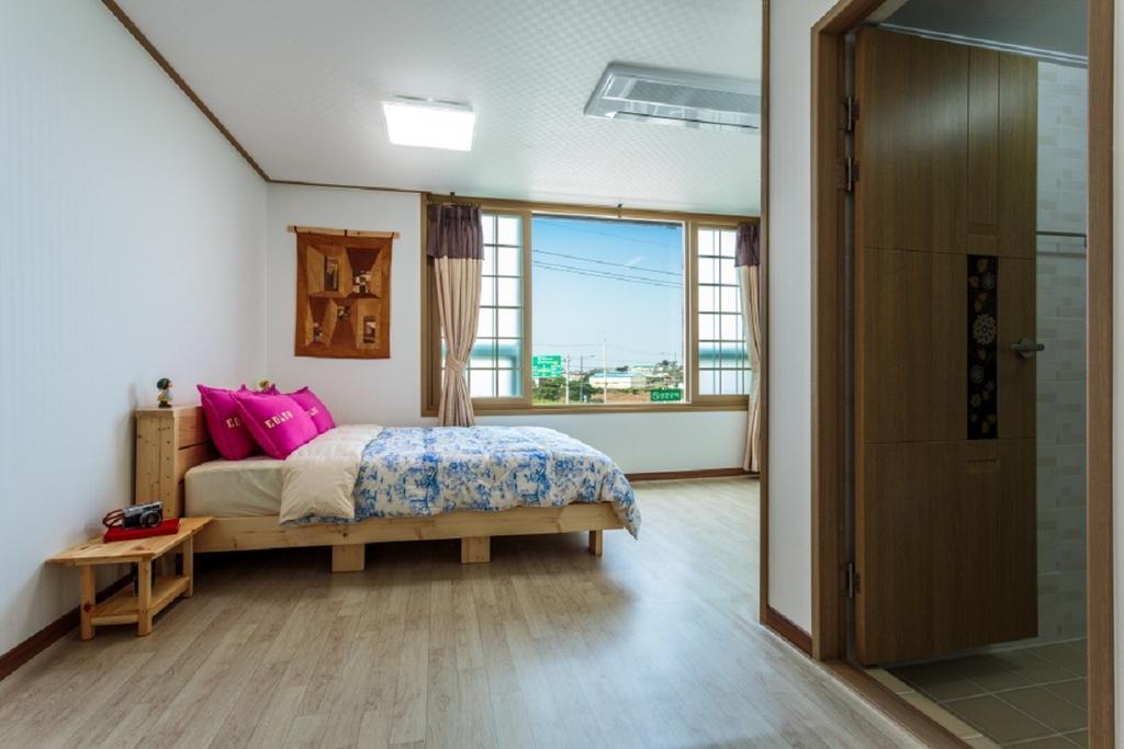 Jeju Wayo Pension Екстер'єр фото